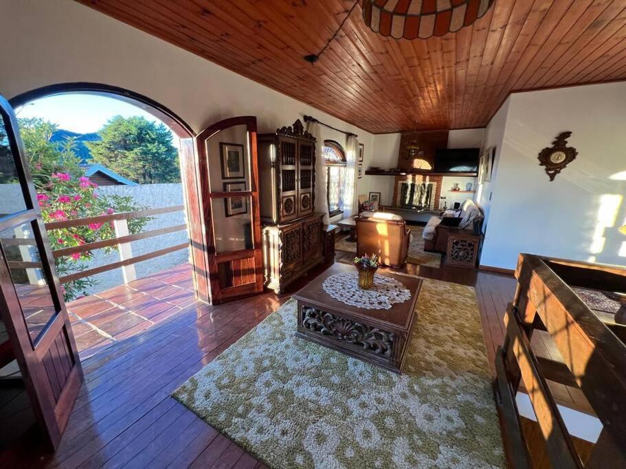 Casa Da Vovo Em Campos Do Jordao Villa Luaran gambar