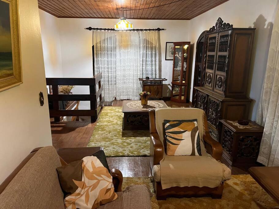 Casa Da Vovo Em Campos Do Jordao Villa Luaran gambar